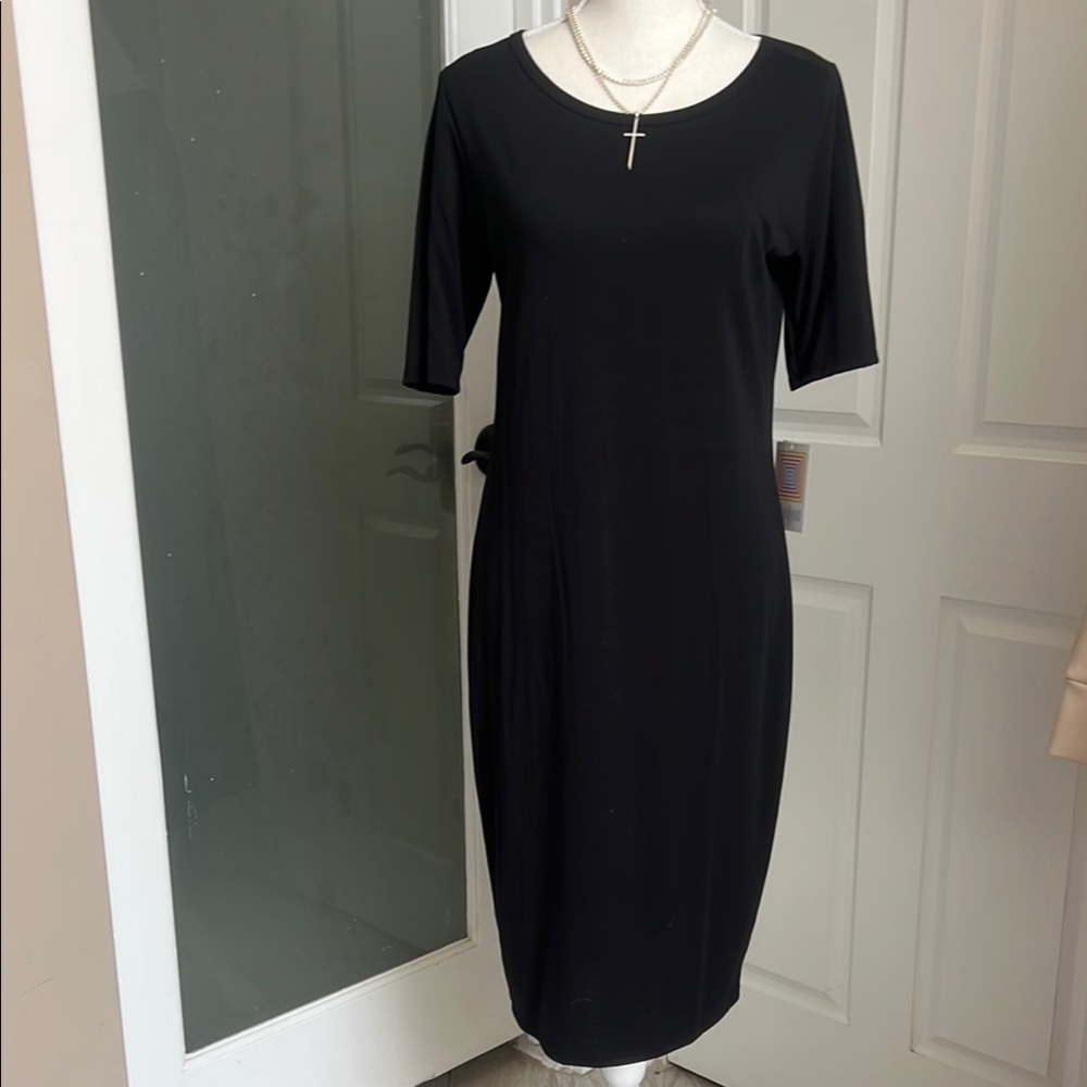 Elegant LulaRoe Black Midi Dress